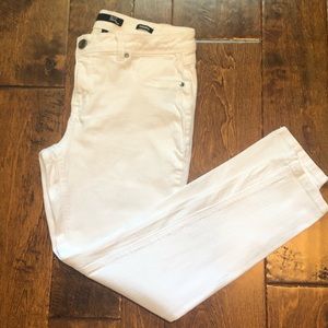 1822 Denim “Adrianna” jeans